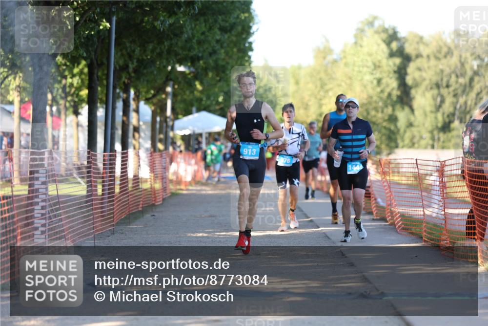 07.09.2025 - 19. Norderstedt Triathlon Michael Strokosch http://msf.ph/oto/8773084 07.09.2025 16:35:44 Laufen 376, 913, 924, 1053, 1444, 1580 meine-sportfotos.de