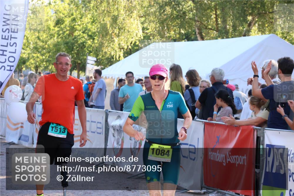 07.09.2025 - 19. Norderstedt Triathlon Zöllner http://msf.ph/oto/8773095 07.09.2025 16:51:52 Ziel 1084, 1513 meine-sportfotos.de