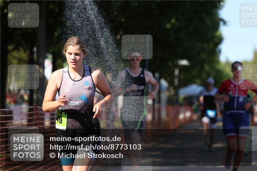 07.09.2025 - 19. Norderstedt Triathlon Michael Strokosch http://msf.ph/oto/8773103 07.09.2025 15:39:10 Laufen 449, 1480, 1498 meine-sportfotos.de