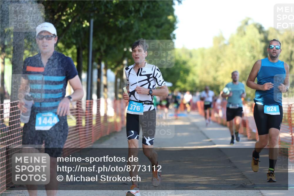07.09.2025 - 19. Norderstedt Triathlon Michael Strokosch http://msf.ph/oto/8773112 07.09.2025 16:35:48 Laufen 376, 913, 924, 946, 1444 meine-sportfotos.de