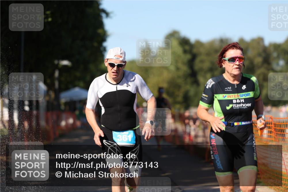 07.09.2025 - 19. Norderstedt Triathlon Michael Strokosch http://msf.ph/oto/8773143 07.09.2025 15:39:14 Laufen 469, 1480, 1498 meine-sportfotos.de