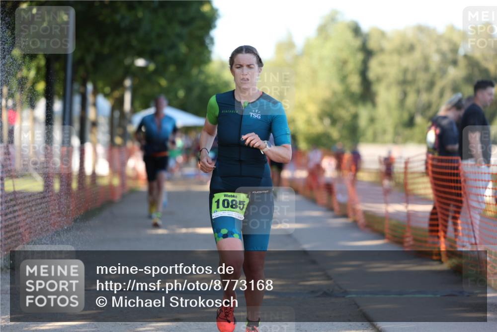 07.09.2025 - 19. Norderstedt Triathlon Michael Strokosch http://msf.ph/oto/8773168 07.09.2025 16:36:03 Laufen 482, 1058, 1085, 1588, 1628 meine-sportfotos.de