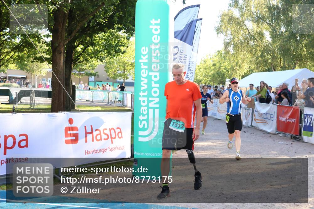 07.09.2025 - 19. Norderstedt Triathlon Zöllner http://msf.ph/oto/8773175 07.09.2025 16:51:57 Ziel 1084, 1092, 1513, 1567 meine-sportfotos.de