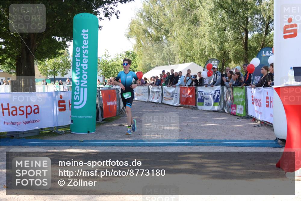 07.09.2025 - 19. Norderstedt Triathlon Zöllner http://msf.ph/oto/8773180 07.09.2025 10:55:37 Ziel 685 meine-sportfotos.de