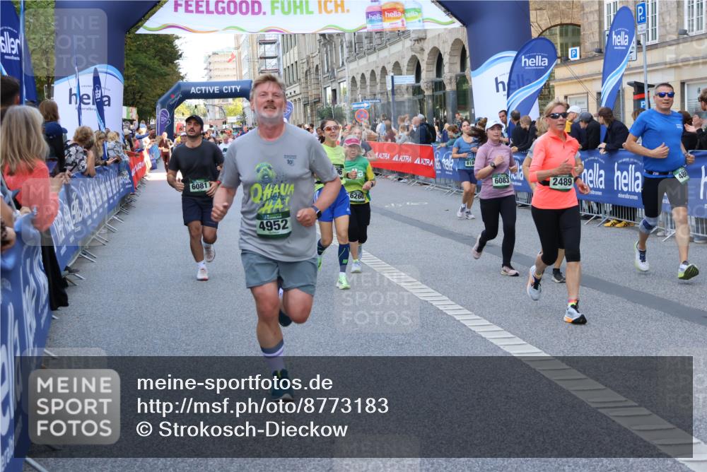 07.09.2025 - BARMER Alsterlauf Strokosch-Dieckow http://msf.ph/oto/8773183 07.09.2025 10:09:21 Ziel 2023, 2197, 2224, 2363, 2391, 2622, 2925, 3054, 3770, 4155, 4203, 4260, 4474, 4522, 4714, 4743, 4906, 4915, 5052, 5443, 5519, 5533, 5821, 6190, 6258, 8115, 8147, 8162 meine-sportfotos.de