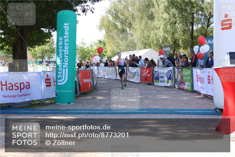 07.09.2025 - 19. Norderstedt Triathlon Zöllner http://msf.ph/oto/8773201 07.09.2025 10:55:54 Ziel 637, 661, 680 meine-sportfotos.de