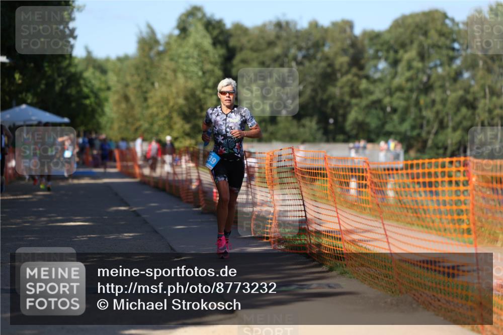 07.09.2025 - 19. Norderstedt Triathlon Michael Strokosch http://msf.ph/oto/8773232 07.09.2025 15:39:21 Laufen 469, 1439, 1500 meine-sportfotos.de