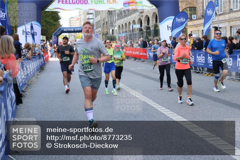 07.09.2025 - BARMER Alsterlauf Strokosch-Dieckow http://msf.ph/oto/8773235 07.09.2025 10:09:21 Ziel 2023, 2197, 2224, 2363, 2391, 2622, 2925, 3054, 3770, 4155, 4203, 4260, 4474, 4522, 4714, 4743, 4906, 4915, 5052, 5443, 5519, 5533, 5821, 6190, 6258, 8115, 8147, 8162 meine-sportfotos.de