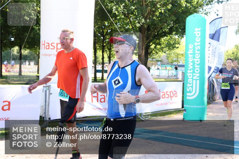 07.09.2025 - 19. Norderstedt Triathlon Zöllner http://msf.ph/oto/8773238 07.09.2025 16:52:00 Ziel 431, 1084, 1092, 1513, 1567 meine-sportfotos.de