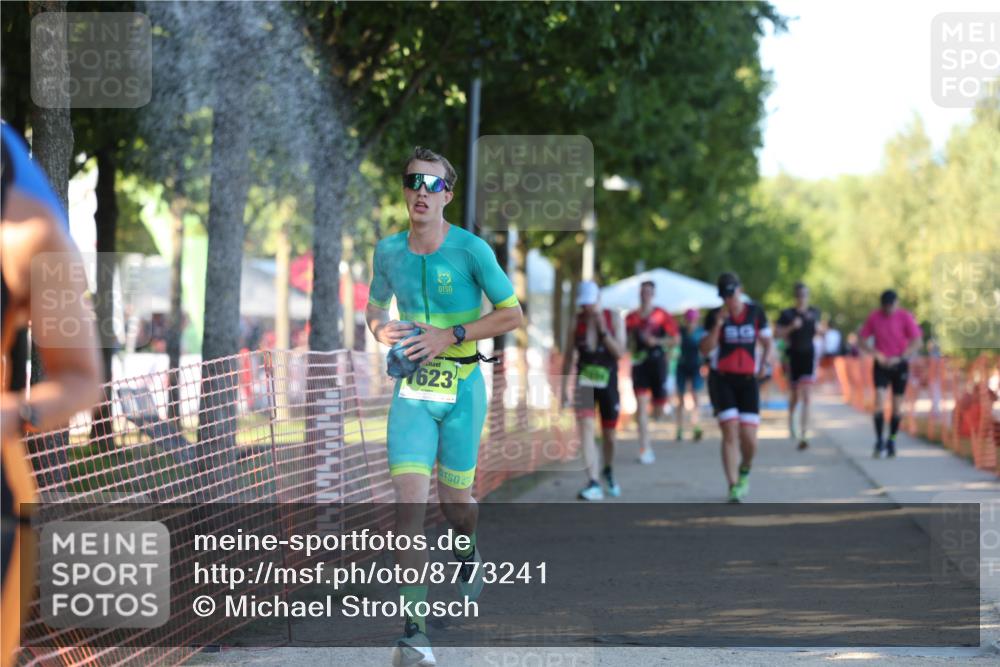 07.09.2025 - 19. Norderstedt Triathlon Michael Strokosch http://msf.ph/oto/8773241 07.09.2025 16:36:35 Laufen 950, 1565, 1571, 1574, 1579, 1623 meine-sportfotos.de