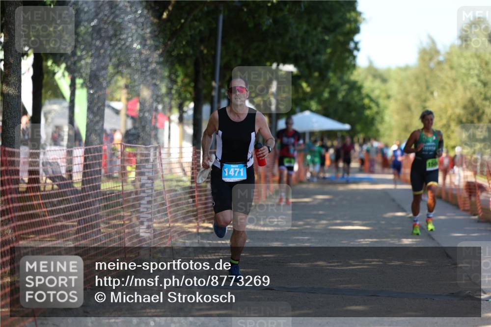 07.09.2025 - 19. Norderstedt Triathlon Michael Strokosch http://msf.ph/oto/8773269 07.09.2025 15:39:26 Laufen 896, 1439, 1500 meine-sportfotos.de