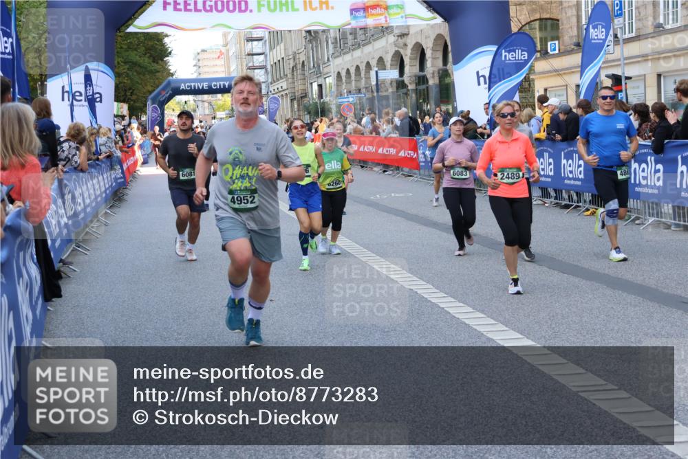 07.09.2025 - BARMER Alsterlauf Strokosch-Dieckow http://msf.ph/oto/8773283 07.09.2025 10:09:21 Ziel 2023, 2197, 2224, 2363, 2391, 2622, 2925, 3054, 3770, 4155, 4203, 4260, 4474, 4522, 4714, 4743, 4906, 4915, 5052, 5443, 5519, 5533, 5821, 6190, 6258, 8115, 8147, 8162 meine-sportfotos.de