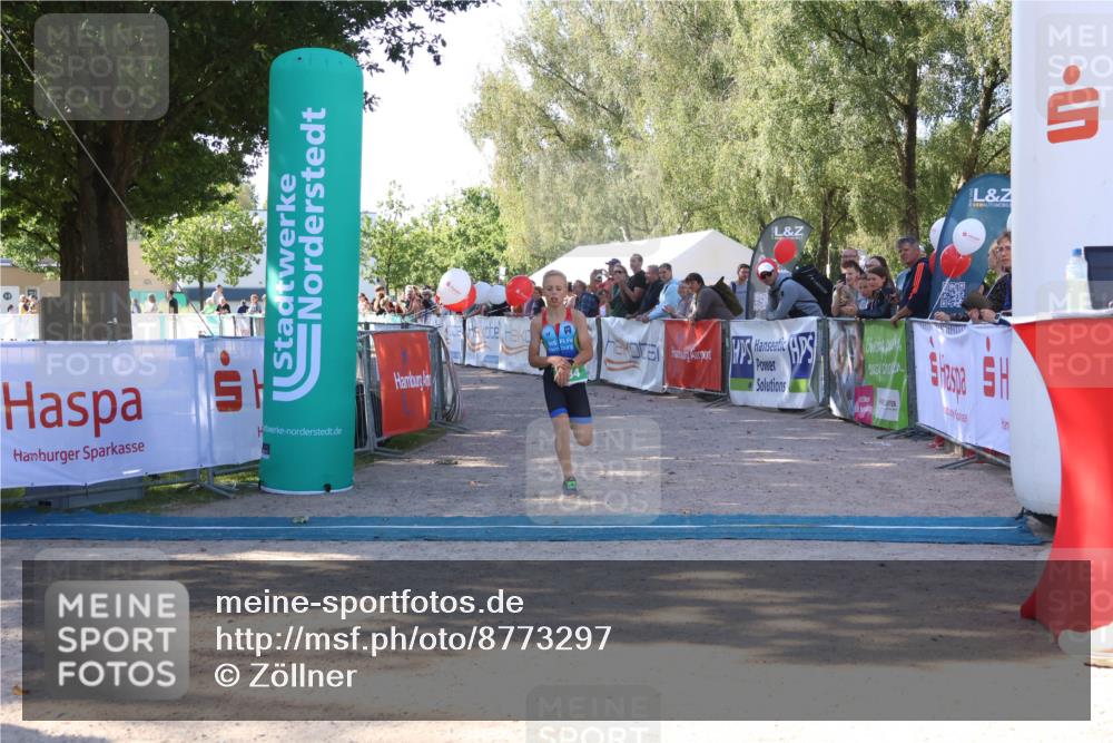 07.09.2025 - 19. Norderstedt Triathlon Zöllner http://msf.ph/oto/8773297 07.09.2025 10:56:01 Ziel 134, 637, 661, 680 meine-sportfotos.de