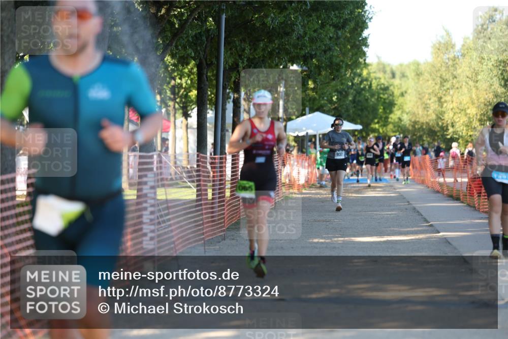07.09.2025 - 19. Norderstedt Triathlon Michael Strokosch http://msf.ph/oto/8773324 07.09.2025 16:36:53 Laufen 530, 937, 1065, 1084, 1424 meine-sportfotos.de