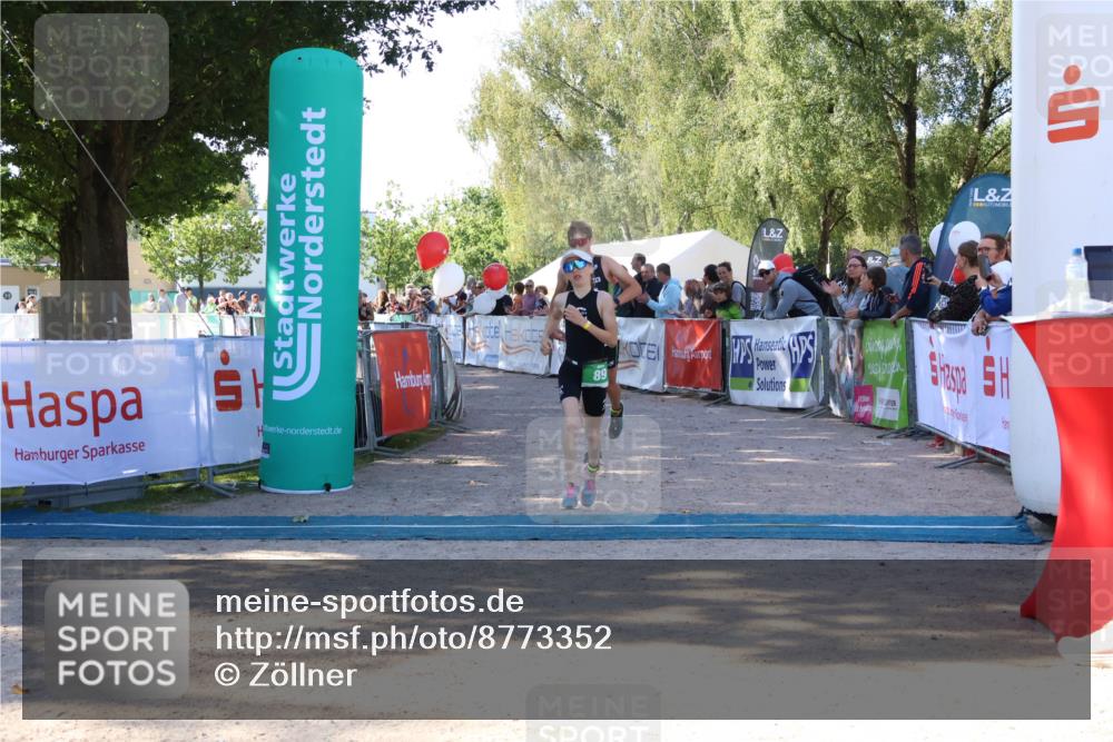07.09.2025 - 19. Norderstedt Triathlon Zöllner http://msf.ph/oto/8773352 07.09.2025 10:56:20 Ziel 89, 668 meine-sportfotos.de