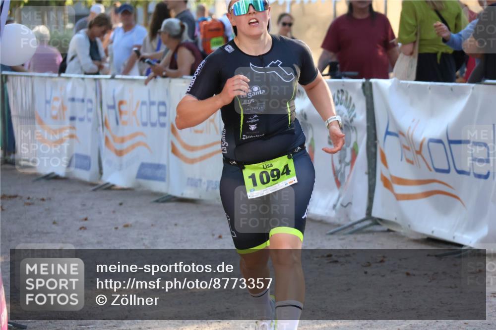 07.09.2025 - 19. Norderstedt Triathlon Zöllner http://msf.ph/oto/8773357 07.09.2025 16:52:48 Ziel 445, 446, 1094 meine-sportfotos.de