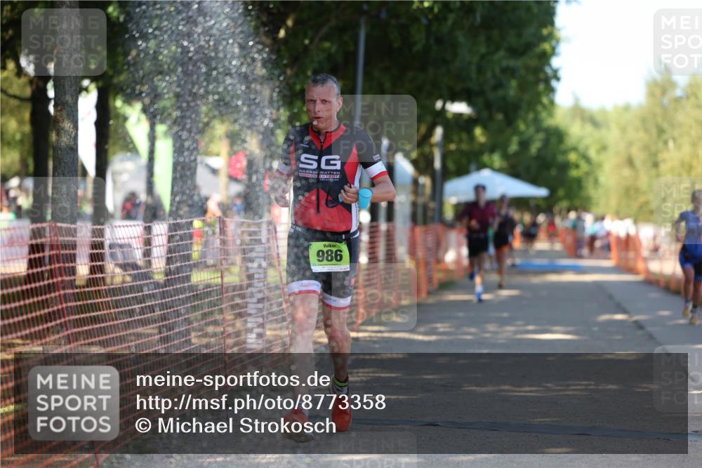 07.09.2025 - 19. Norderstedt Triathlon Michael Strokosch http://msf.ph/oto/8773358 07.09.2025 15:39:33 Laufen 478, 896, 1500 meine-sportfotos.de