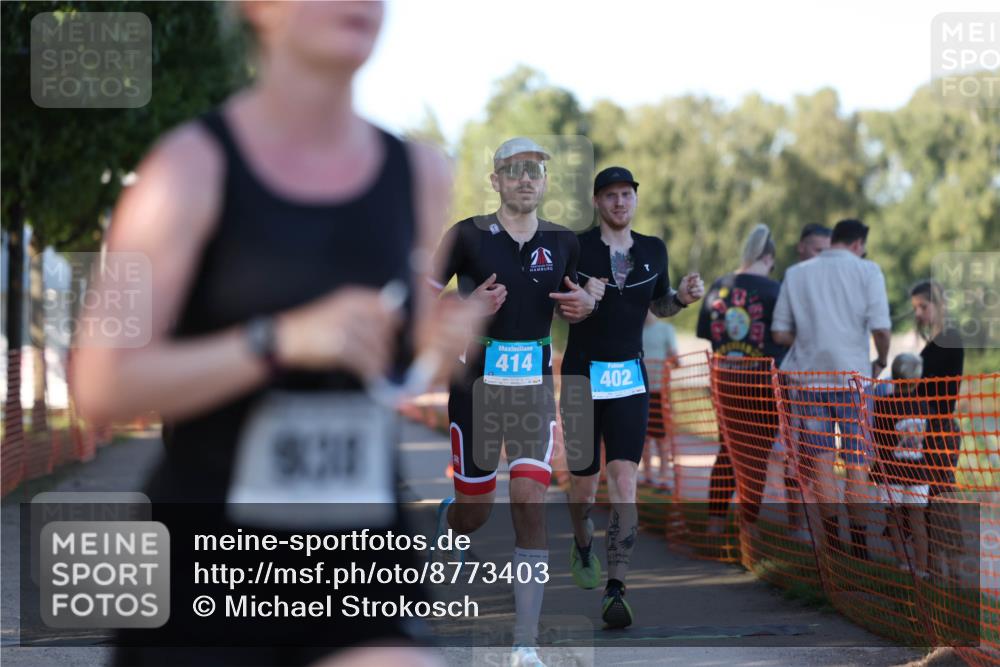 07.09.2025 - 19. Norderstedt Triathlon Michael Strokosch http://msf.ph/oto/8773403 07.09.2025 16:37:10 Laufen 402, 414, 938, 1051, 1417, 1591, 1610, 1624 meine-sportfotos.de