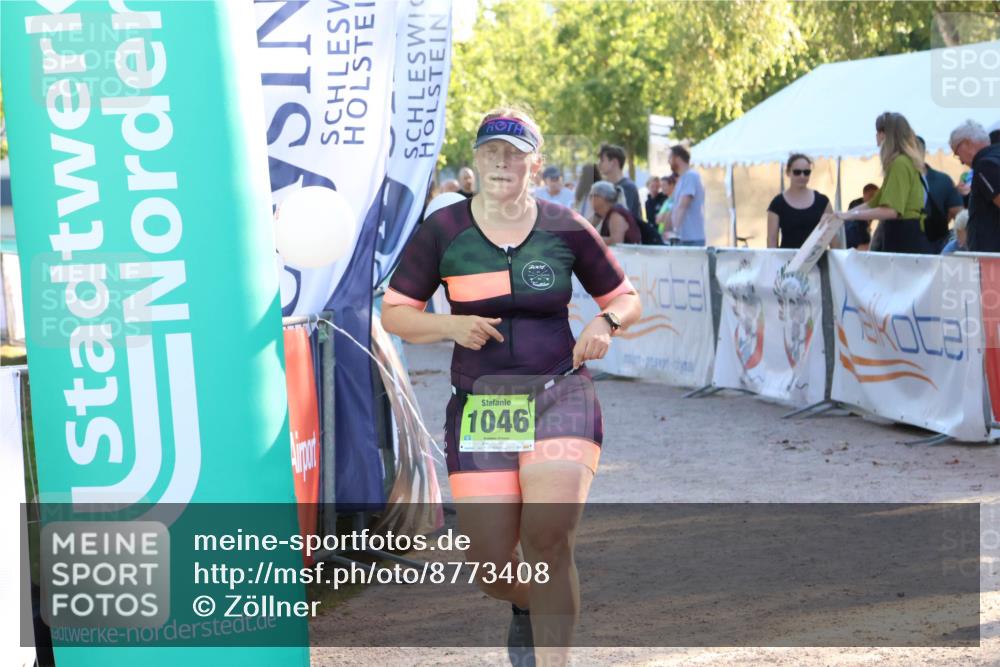 07.09.2025 - 19. Norderstedt Triathlon Zöllner http://msf.ph/oto/8773408 07.09.2025 16:52:56 Ziel 1046, 1094 meine-sportfotos.de