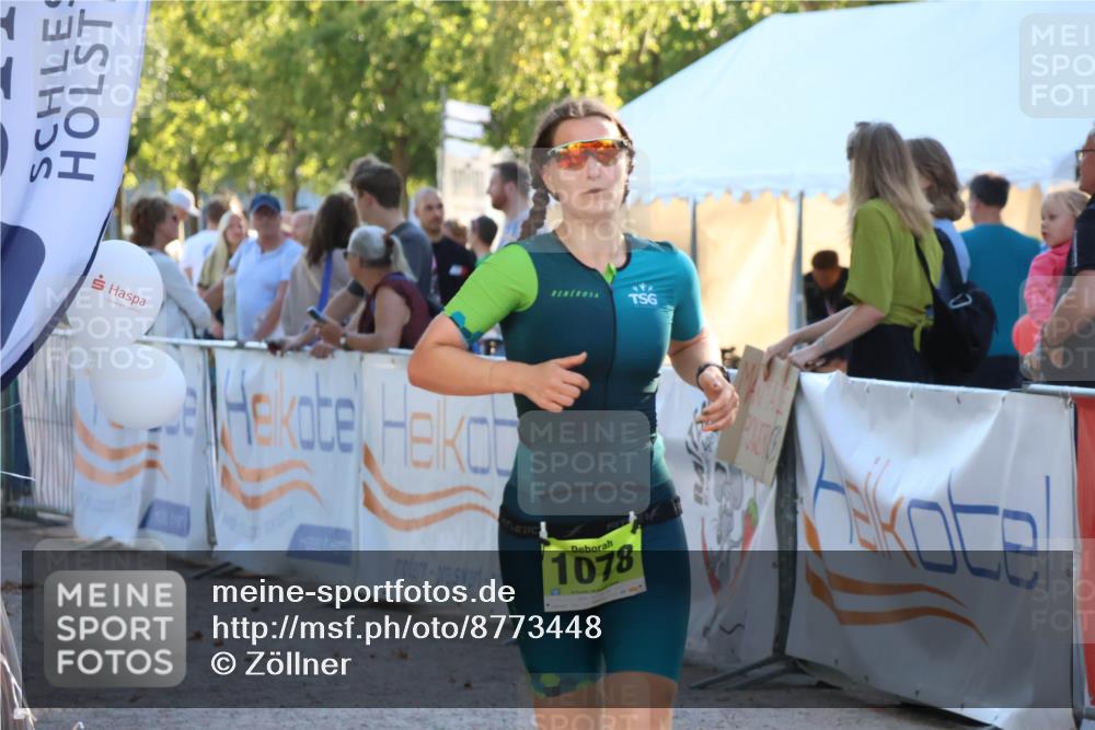 07.09.2025 - 19. Norderstedt Triathlon Zöllner http://msf.ph/oto/8773448 07.09.2025 16:53:01 Ziel 1046, 1078 meine-sportfotos.de