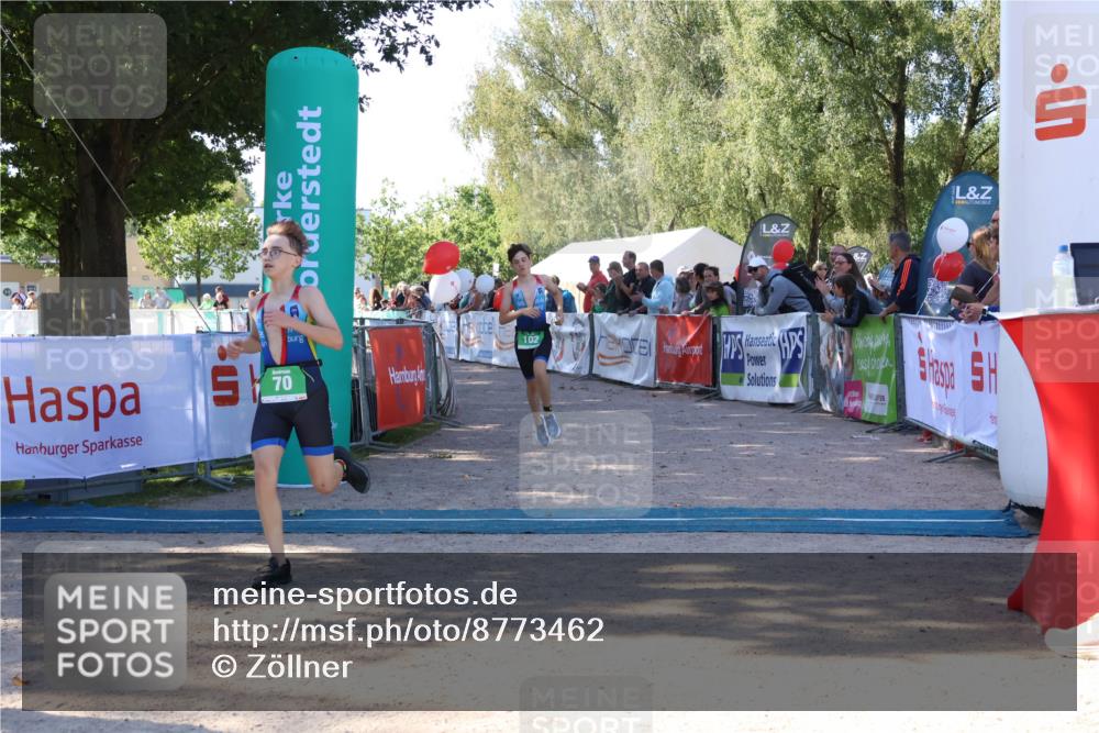 07.09.2025 - 19. Norderstedt Triathlon Zöllner http://msf.ph/oto/8773462 07.09.2025 10:56:38 Ziel 70, 102, 682 meine-sportfotos.de