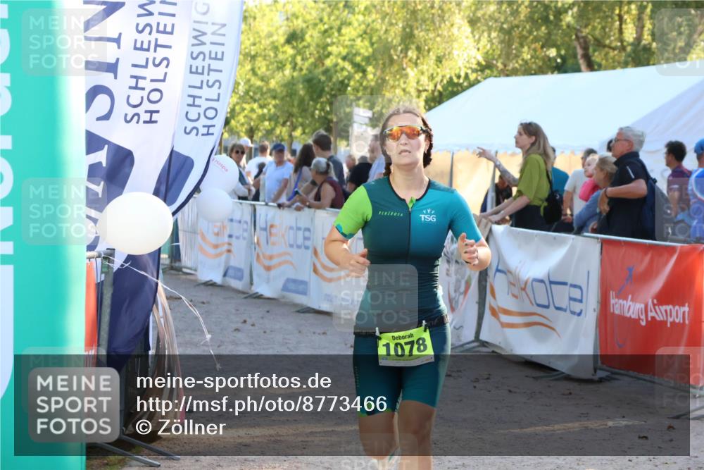 07.09.2025 - 19. Norderstedt Triathlon Zöllner http://msf.ph/oto/8773466 07.09.2025 16:53:02 Ziel 1046, 1078 meine-sportfotos.de