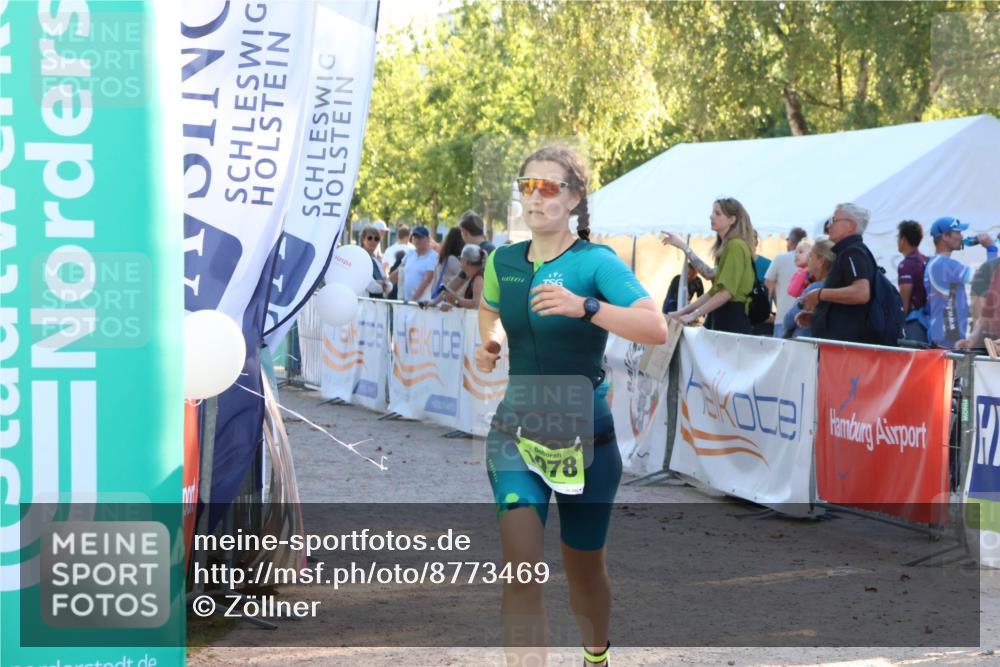 07.09.2025 - 19. Norderstedt Triathlon Zöllner http://msf.ph/oto/8773469 07.09.2025 16:53:02 Ziel 1046, 1078 meine-sportfotos.de