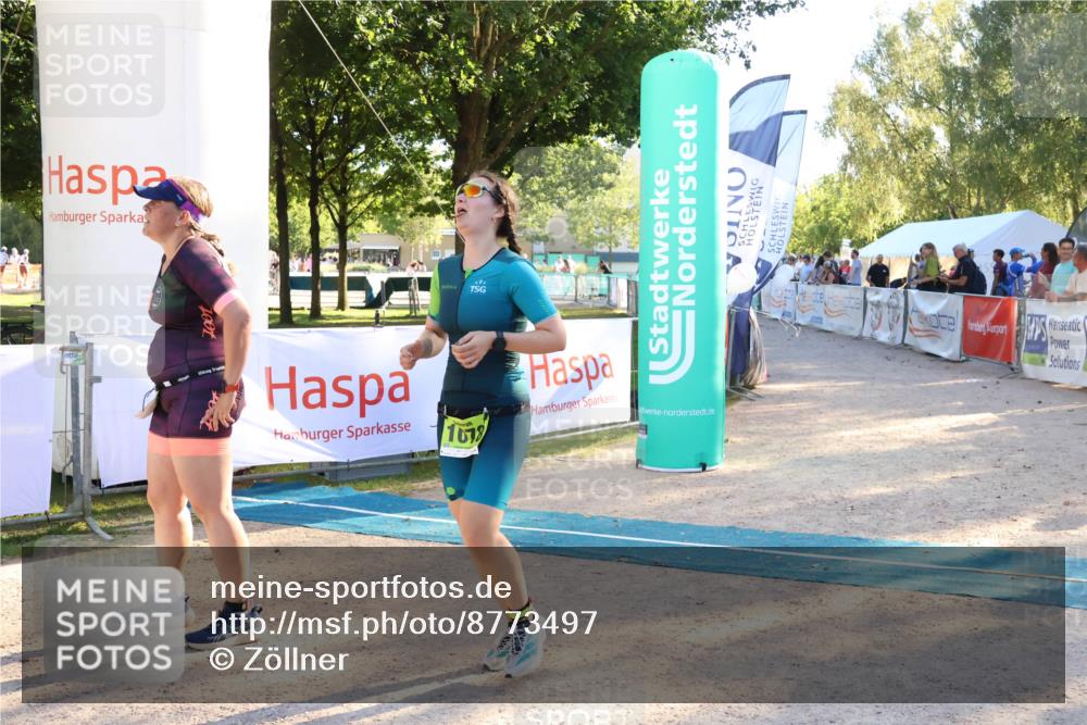 07.09.2025 - 19. Norderstedt Triathlon Zöllner http://msf.ph/oto/8773497 07.09.2025 16:53:04 Ziel 1078 meine-sportfotos.de