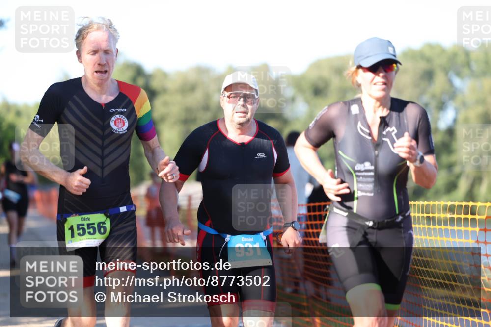 07.09.2025 - 19. Norderstedt Triathlon Michael Strokosch http://msf.ph/oto/8773502 07.09.2025 16:37:26 Laufen 425, 931, 936, 1095, 1556 meine-sportfotos.de