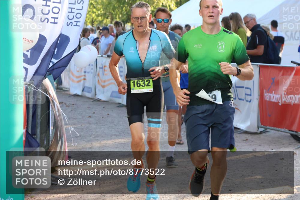 07.09.2025 - 19. Norderstedt Triathlon Zöllner http://msf.ph/oto/8773522 07.09.2025 16:53:11 Ziel 939, 1632 meine-sportfotos.de