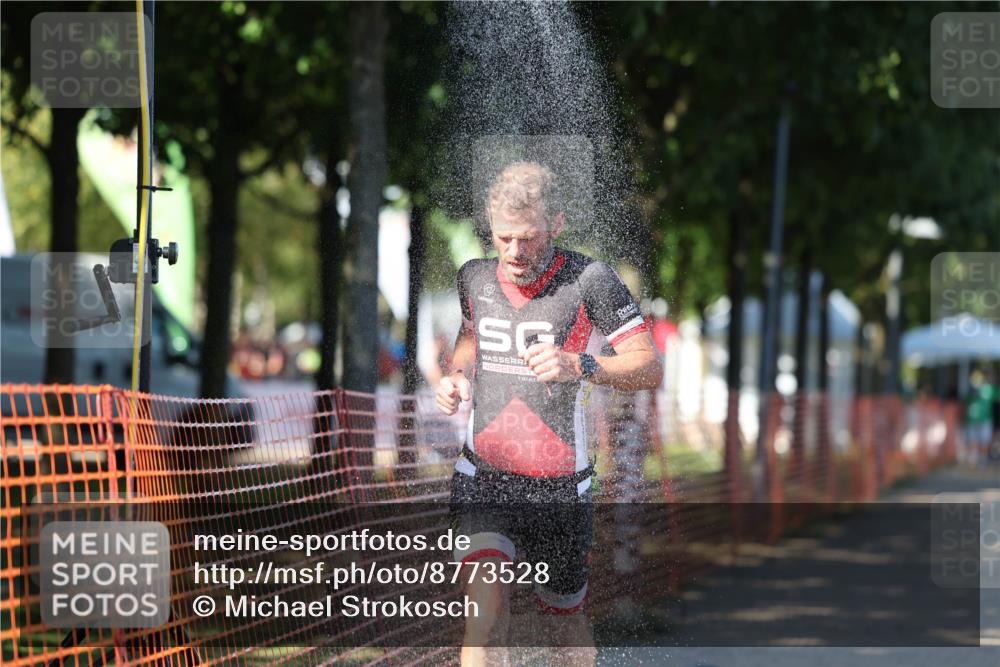 07.09.2025 - 19. Norderstedt Triathlon Michael Strokosch http://msf.ph/oto/8773528 07.09.2025 15:40:02 Laufen  meine-sportfotos.de