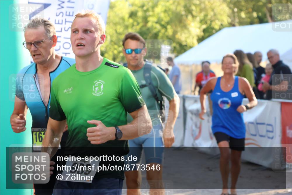 07.09.2025 - 19. Norderstedt Triathlon Zöllner http://msf.ph/oto/8773546 07.09.2025 16:53:12 Ziel 939, 1632 meine-sportfotos.de