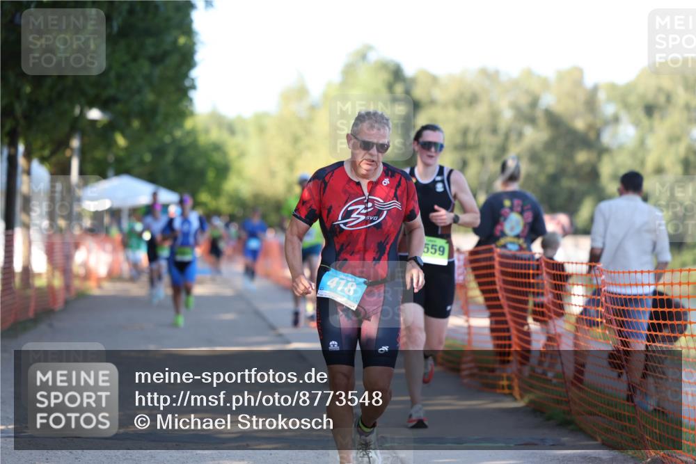 07.09.2025 - 19. Norderstedt Triathlon Michael Strokosch http://msf.ph/oto/8773548 07.09.2025 16:37:44 Laufen 418, 947, 1068, 1559, 1563 meine-sportfotos.de