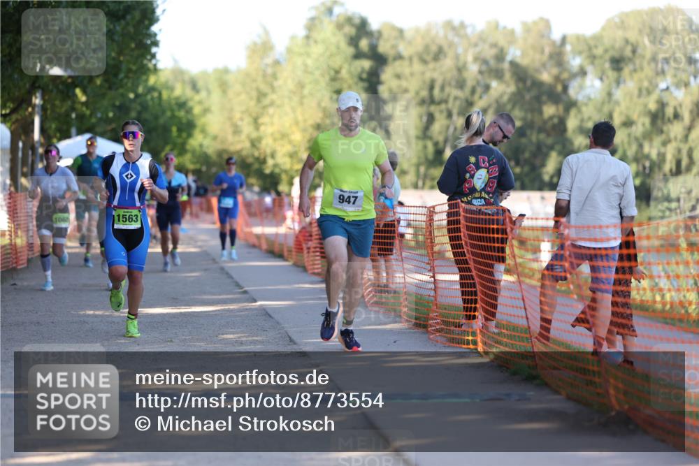 07.09.2025 - 19. Norderstedt Triathlon Michael Strokosch http://msf.ph/oto/8773554 07.09.2025 16:37:47 Laufen 418, 529, 947, 1068, 1094, 1559, 1563, 1607 meine-sportfotos.de