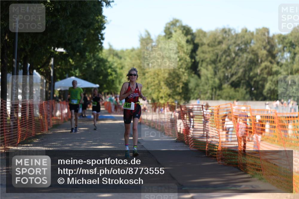 07.09.2025 - 19. Norderstedt Triathlon Michael Strokosch http://msf.ph/oto/8773555 07.09.2025 15:40:09 Laufen 440 meine-sportfotos.de