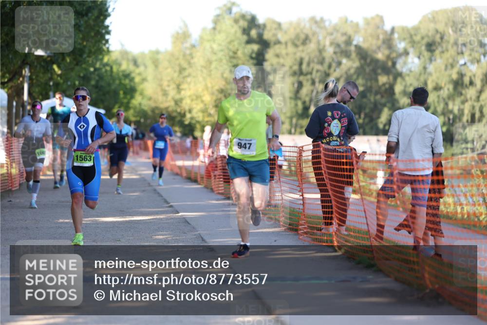 07.09.2025 - 19. Norderstedt Triathlon Michael Strokosch http://msf.ph/oto/8773557 07.09.2025 16:37:47 Laufen 418, 529, 947, 1068, 1094, 1559, 1563, 1607 meine-sportfotos.de