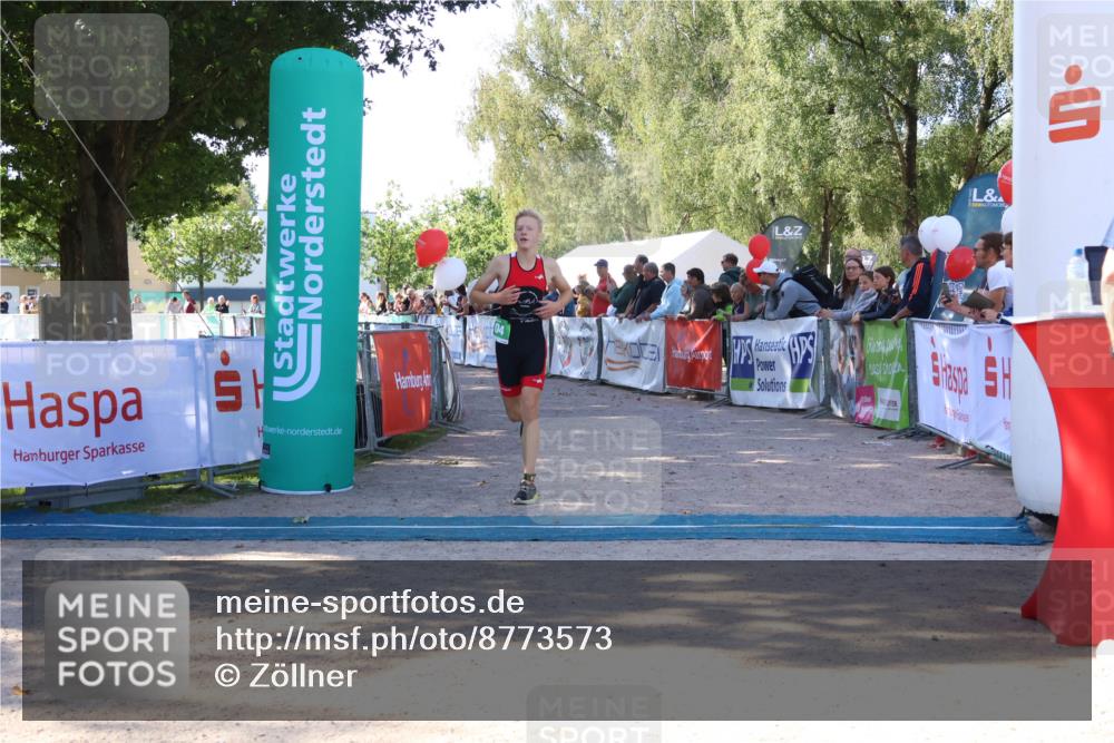 07.09.2025 - 19. Norderstedt Triathlon Zöllner http://msf.ph/oto/8773573 07.09.2025 10:57:15 Ziel 104 meine-sportfotos.de