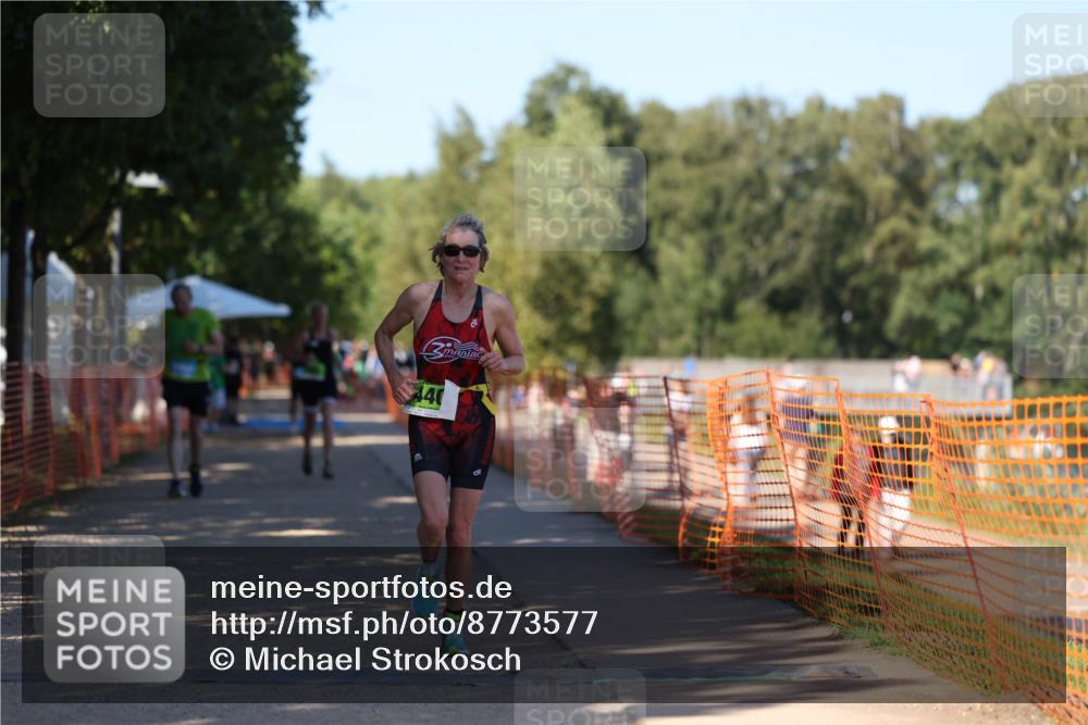 07.09.2025 - 19. Norderstedt Triathlon Michael Strokosch http://msf.ph/oto/8773577 07.09.2025 15:40:11 Laufen 440, 463, 1466 meine-sportfotos.de