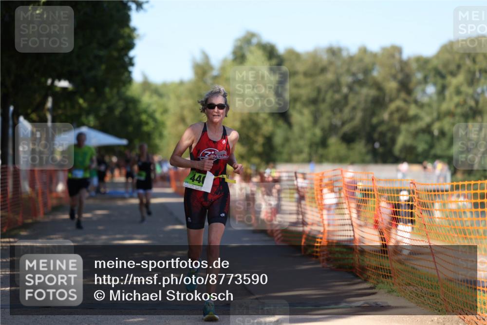 07.09.2025 - 19. Norderstedt Triathlon Michael Strokosch http://msf.ph/oto/8773590 07.09.2025 15:40:11 Laufen 440, 463, 1466 meine-sportfotos.de