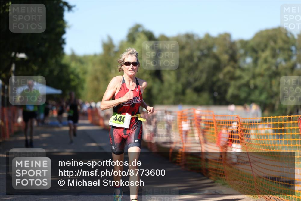 07.09.2025 - 19. Norderstedt Triathlon Michael Strokosch http://msf.ph/oto/8773600 07.09.2025 15:40:12 Laufen 440, 463, 1466 meine-sportfotos.de
