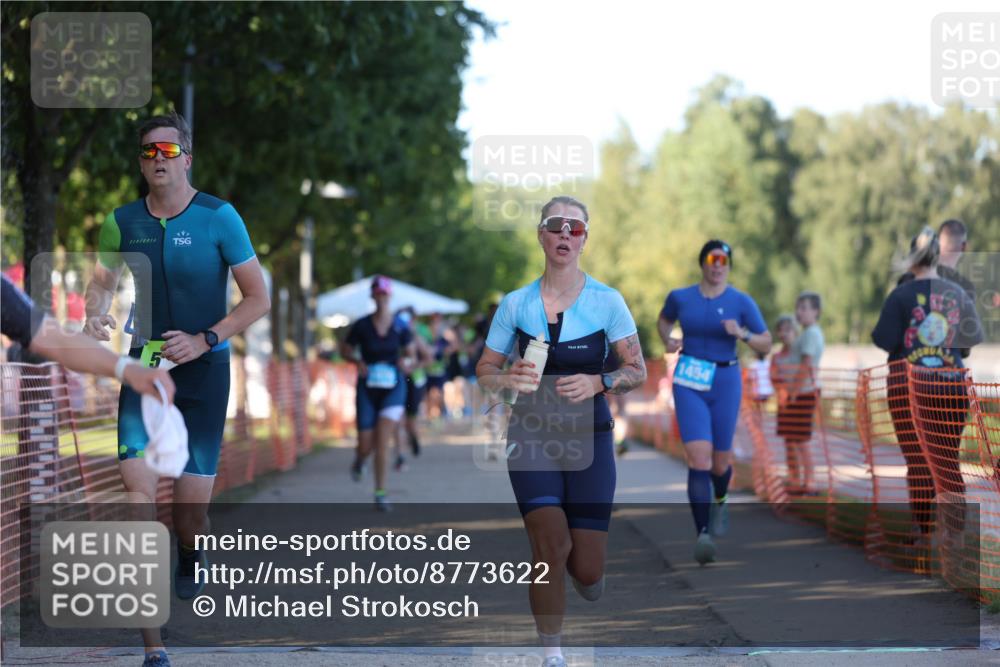 07.09.2025 - 19. Norderstedt Triathlon Michael Strokosch http://msf.ph/oto/8773622 07.09.2025 16:37:54 Laufen 529, 1068, 1094, 1454, 1470, 1554, 1563, 1607 meine-sportfotos.de