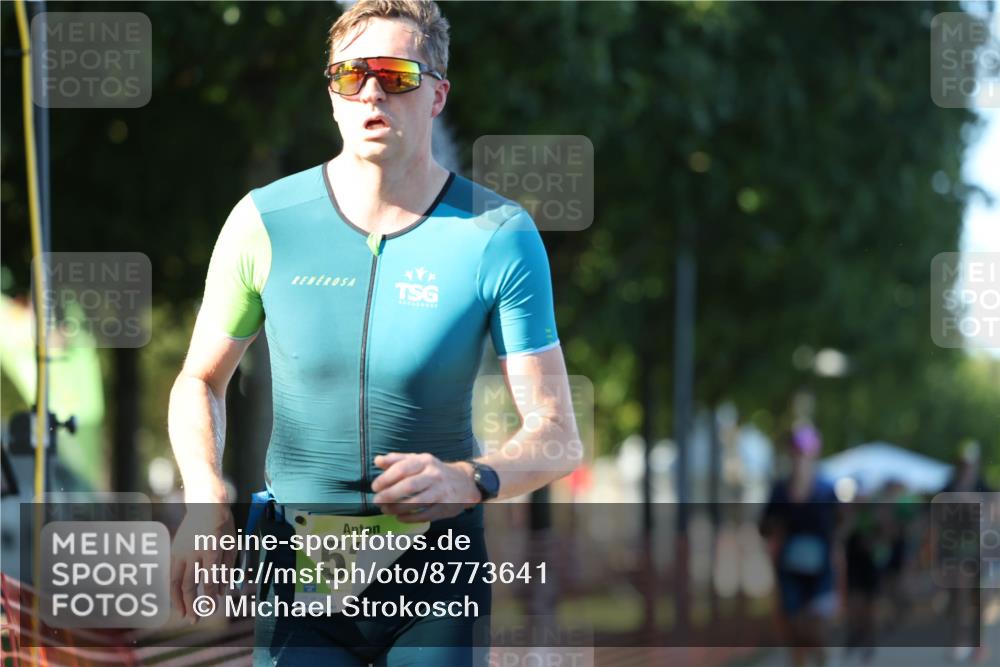 07.09.2025 - 19. Norderstedt Triathlon Michael Strokosch http://msf.ph/oto/8773641 07.09.2025 16:37:56 Laufen 453, 529, 1046, 1068, 1094, 1454, 1470, 1554, 1607 meine-sportfotos.de