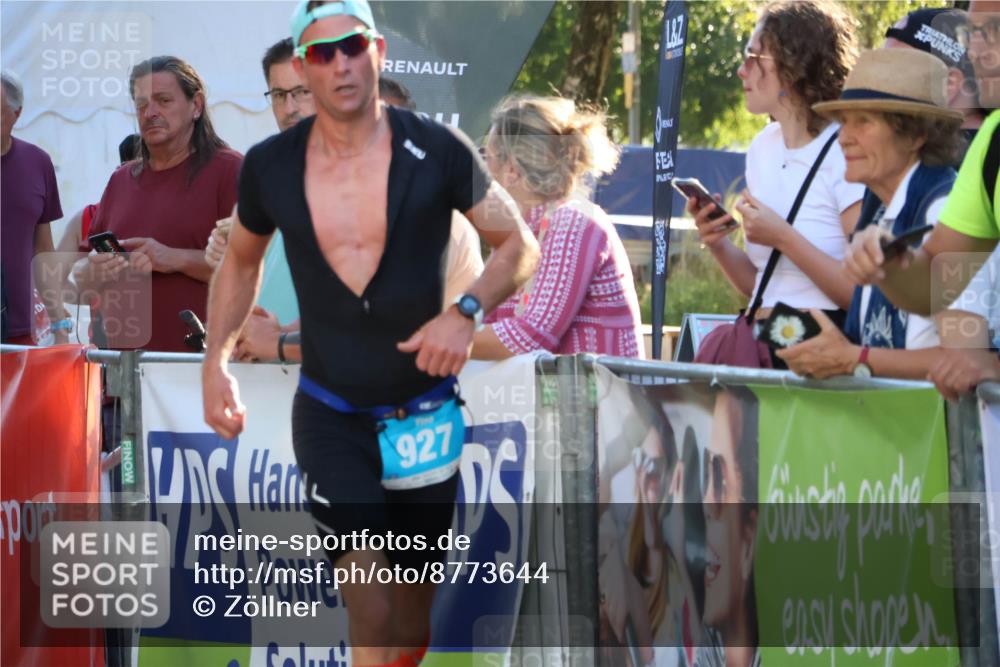 07.09.2025 - 19. Norderstedt Triathlon Zöllner http://msf.ph/oto/8773644 07.09.2025 16:53:29 Ziel 927 meine-sportfotos.de