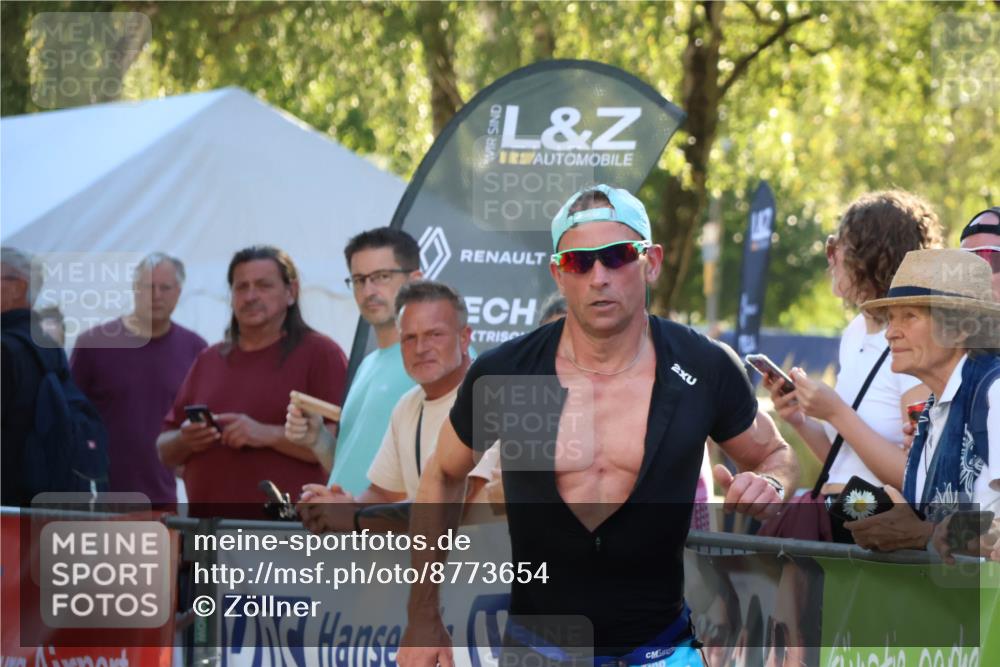 07.09.2025 - 19. Norderstedt Triathlon Zöllner http://msf.ph/oto/8773654 07.09.2025 16:53:29 Ziel 927 meine-sportfotos.de