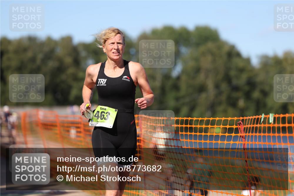 07.09.2025 - 19. Norderstedt Triathlon Michael Strokosch http://msf.ph/oto/8773682 07.09.2025 15:40:19 Laufen 463, 1466 meine-sportfotos.de