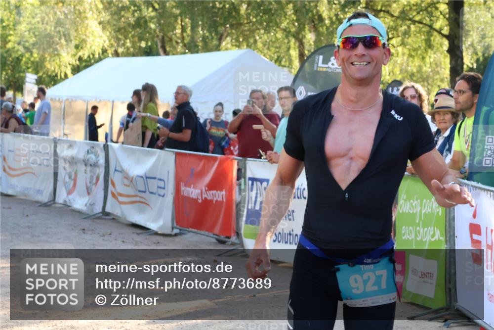 07.09.2025 - 19. Norderstedt Triathlon Zöllner http://msf.ph/oto/8773689 07.09.2025 16:53:30 Ziel 927 meine-sportfotos.de