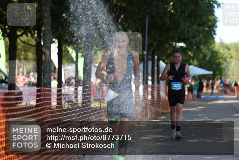 07.09.2025 - 19. Norderstedt Triathlon Michael Strokosch http://msf.ph/oto/8773715 07.09.2025 15:40:45 Laufen 363 meine-sportfotos.de