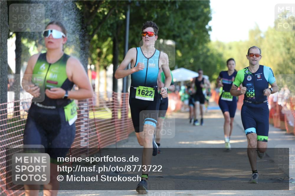 07.09.2025 - 19. Norderstedt Triathlon Michael Strokosch http://msf.ph/oto/8773722 07.09.2025 16:38:05 Laufen 453, 923, 1046, 1092, 1494, 1554 meine-sportfotos.de