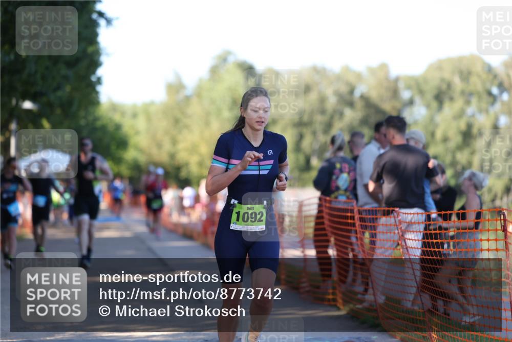 07.09.2025 - 19. Norderstedt Triathlon Michael Strokosch http://msf.ph/oto/8773742 07.09.2025 16:38:08 Laufen 453, 871, 923, 1046, 1092, 1472, 1494 meine-sportfotos.de