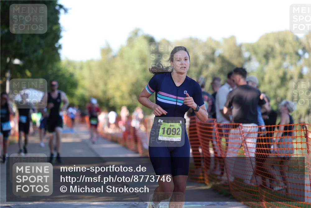 07.09.2025 - 19. Norderstedt Triathlon Michael Strokosch http://msf.ph/oto/8773746 07.09.2025 16:38:08 Laufen 453, 871, 923, 1046, 1092, 1472, 1494 meine-sportfotos.de